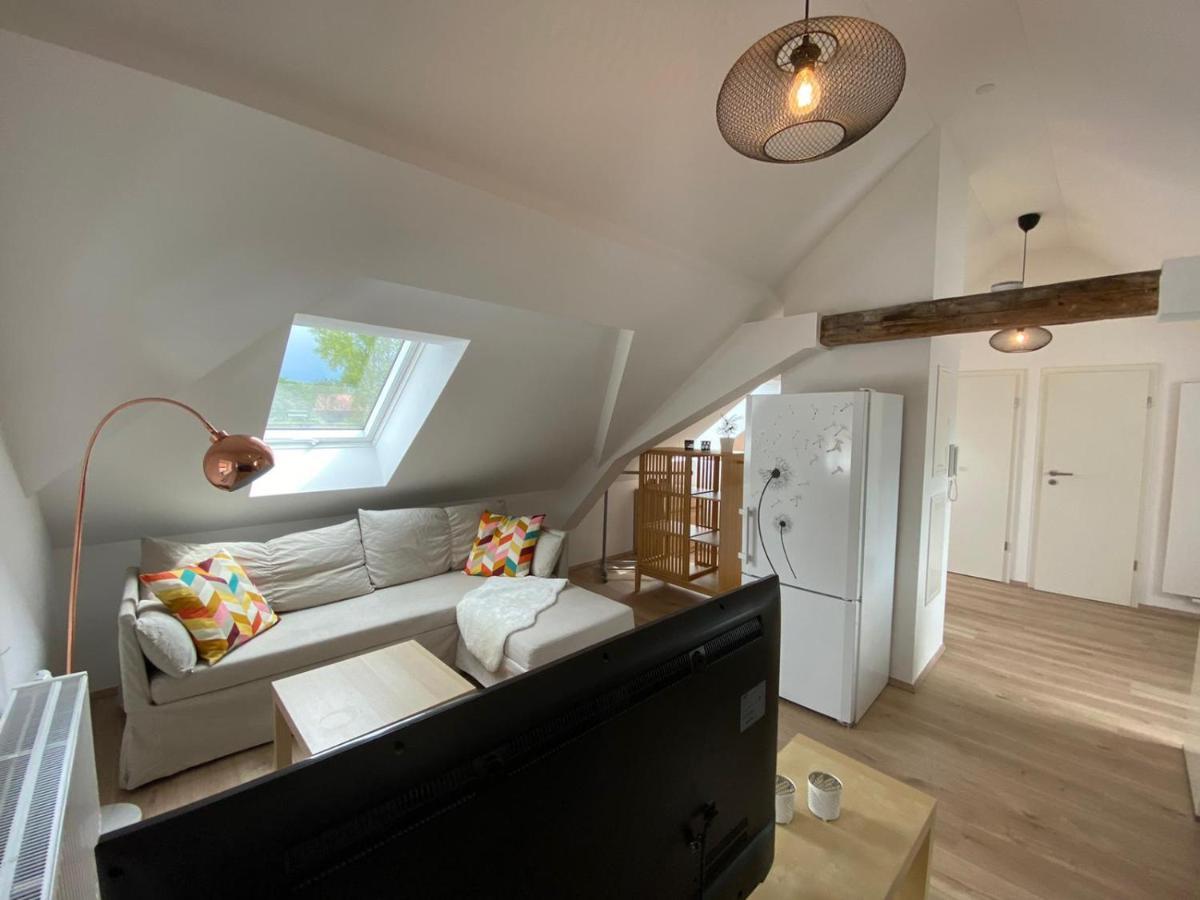 Helle 2 Zi. Wohnung Naehe Flughafen Muenchen Haimhausen  Exterior photo